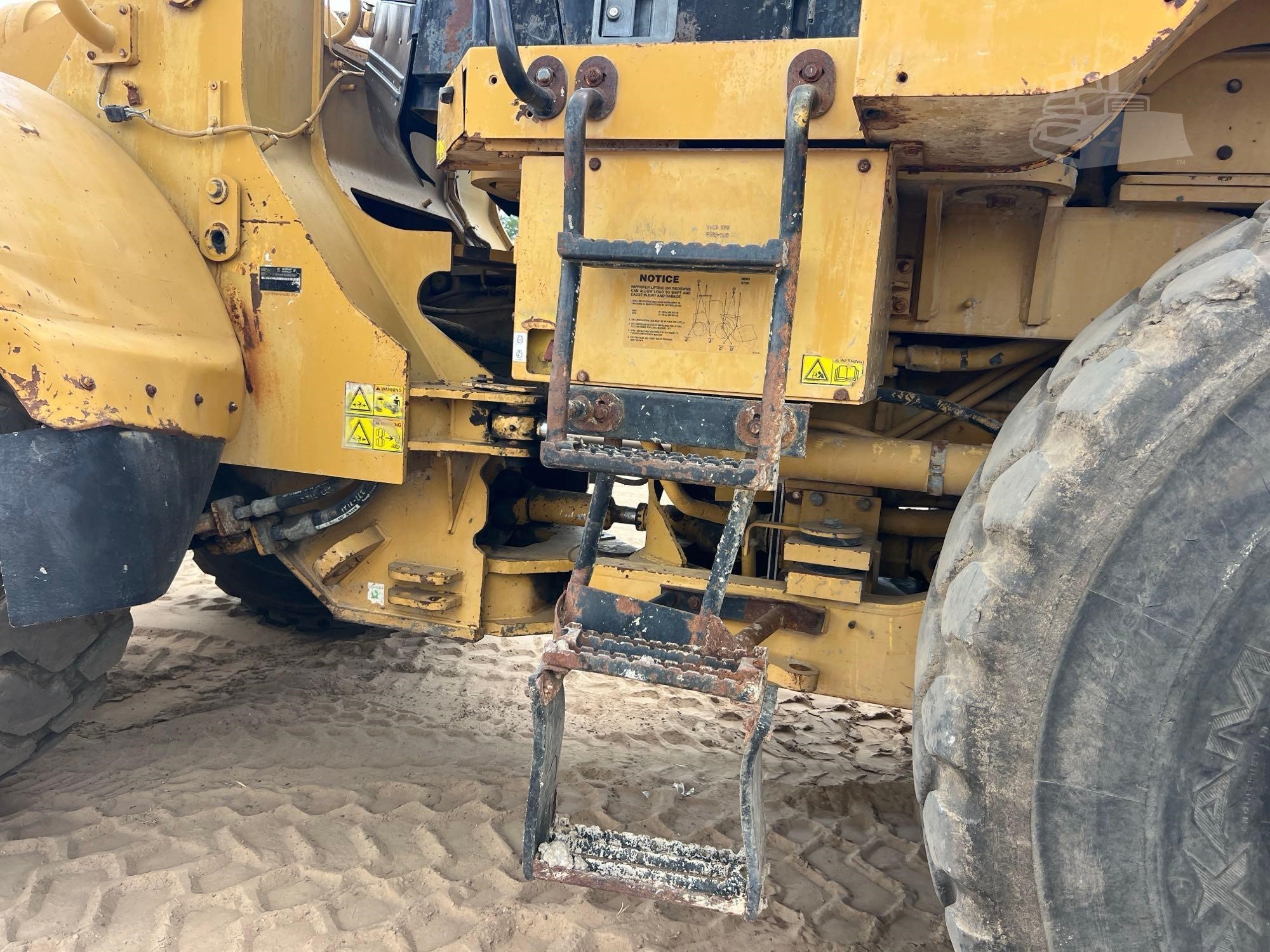 2006 CATERPILLAR 966H Wheel Loader