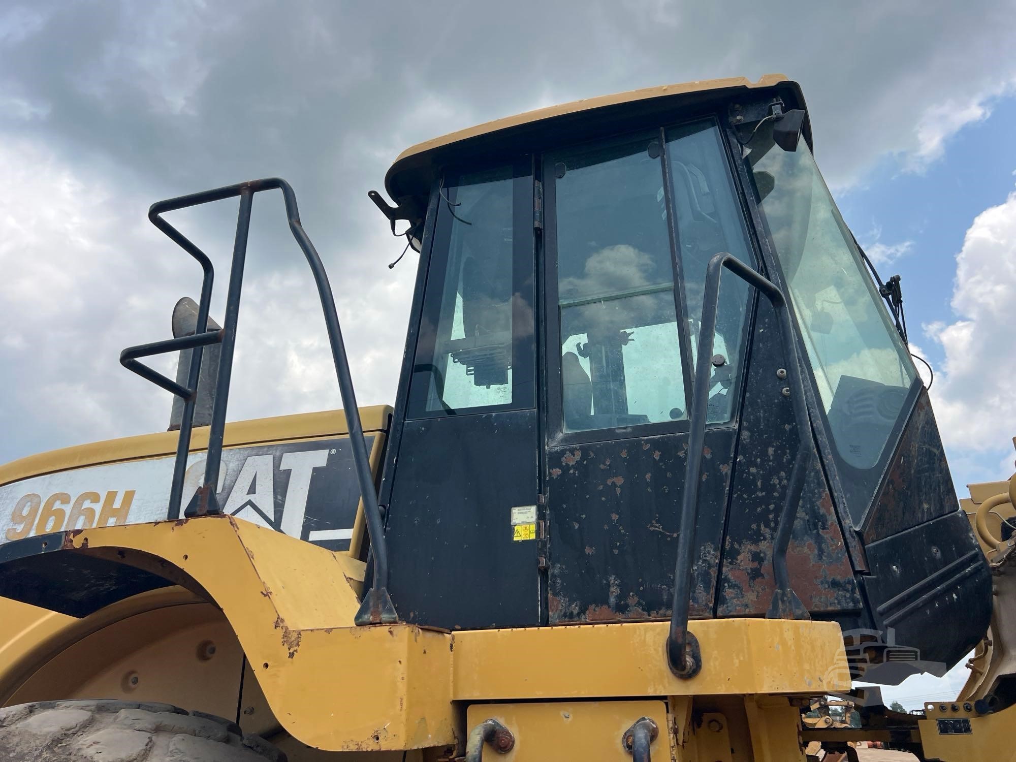 2006 CATERPILLAR 966H Wheel Loader